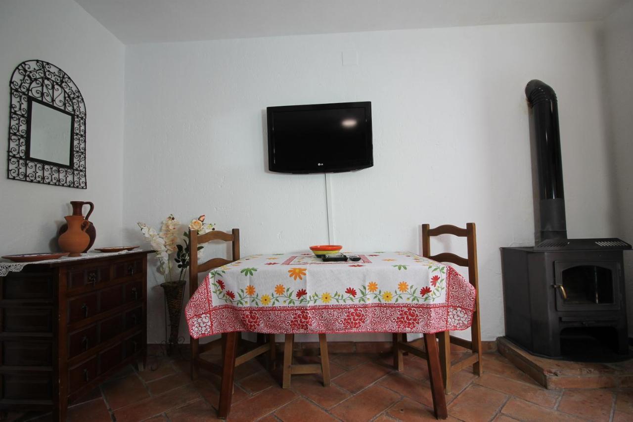 Casas Rurales Juzcar Centro Exterior photo
